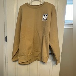 Tan men’s sweatshirt